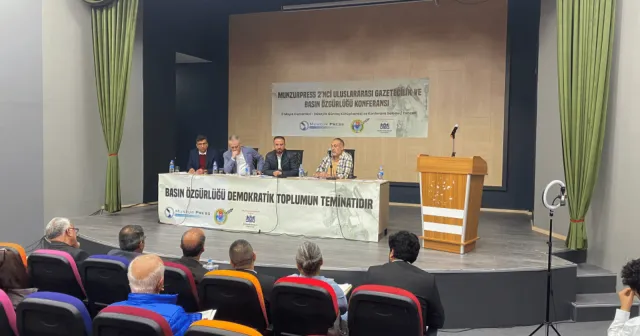 Tunceli'de uluslararası gazetecilik konferansı yapıldı