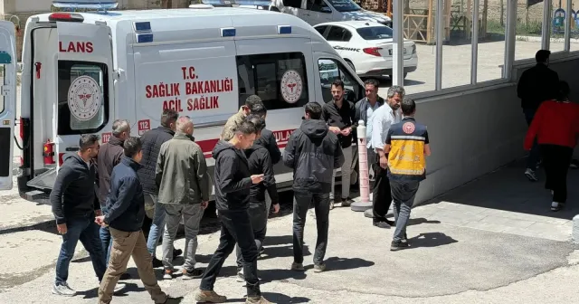 Van Başkale'de askeri araç devrildi: 6’sı ağır 11 yaralı