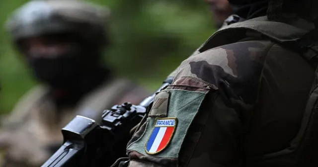 Fransa, Ukrayna'ya asker gönderiyor