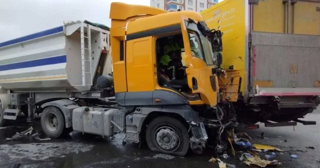 Kayseri'de zincirleme trafik kazası: 6 yaralı