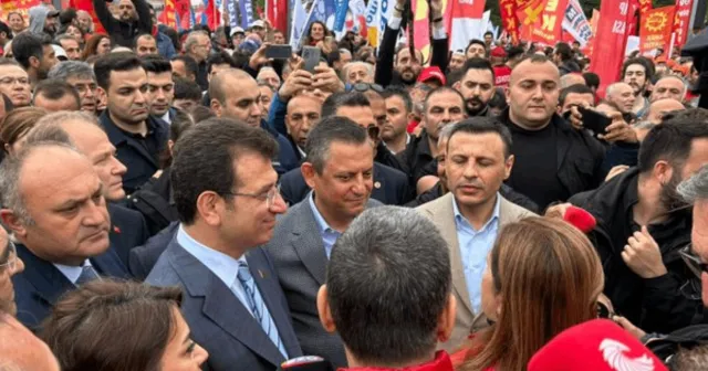 Özgür Özel ve Ekrem İmamoğlu Saraçhane'de
