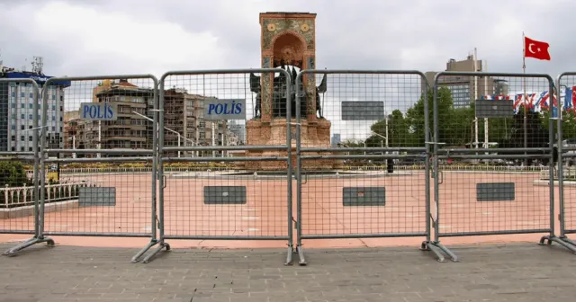 Taksim'de Onur Yürüyüşüne engel