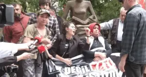 Ankara’da depremzedelerin "Adalet Nöbeti"ne polis müdahalesi