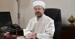 Ali Erbaş, "Arapça" bilgisi ve "Audi A8" için açıklama yaptı