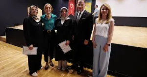 Beylikdüzü Belediyesi'nin okuma yazma kursu yeni mezunlarını verdi