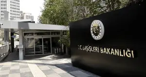 Dışişleri Bakanlığının hizmet standardı neden yok?