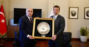 Ekrem İmamoğlu'ndan Ergün Turan'a ziyaret