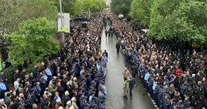 İran Cumhurbaşkanı Reisi için Tebriz'de cenaze töreni düzenlendi