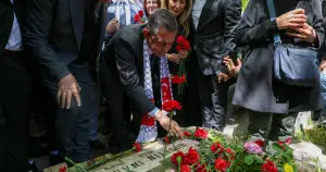 Özgür Özel, Ankara'da üç fidan anmasına katıldı