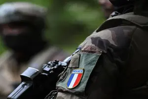 Fransa, Ukrayna'ya asker gönderiyor