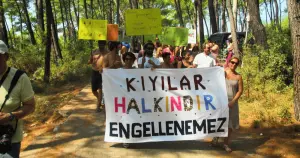 ‘Kıyılar halkındır’ sözü lafta kaldı, kıyılar işgalci MUÇEV’e emanet edildi