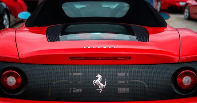 Ferrari’nin ilk elektrikli modeli piyasaya çıkıyor