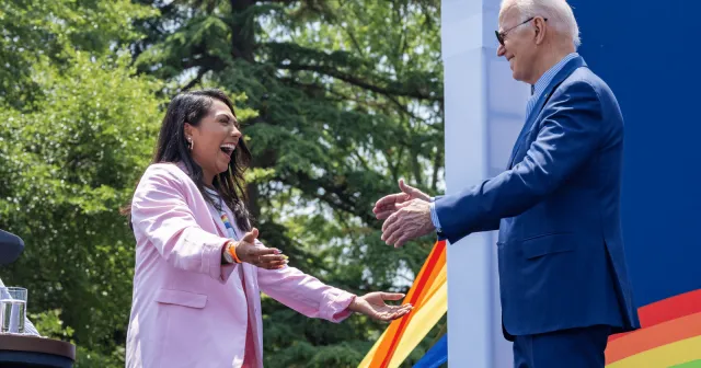 Joe Biden, Onur Ayı’nı kutladı