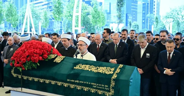 Özer Çiller’in cenaze törenine Cumhurbaşkanı Erdoğan katıldı
