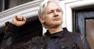 WikiLeaks kurucusu Julian Assange, özgürlüğüne kavuştu