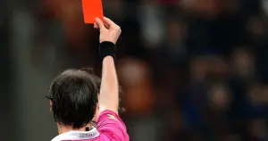 Trendyol Süper Lig'de hakemler bin 591 sarı, 76 kırmızı kart çıkardı