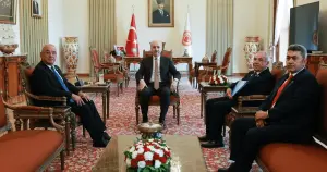 DSP Genel Başkanı Önder Aksakal, Numan Kurtulmuş ile görüştü