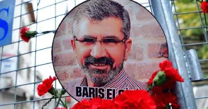 Tahir Elçi davasında polislere beraat kararı