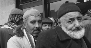 AK Partili emeklilerin oy davranışına ilişkin bir deneme: Vefasızlık ve vicdan  