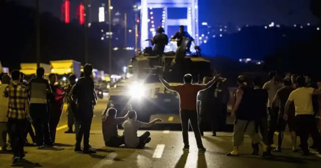 Siyasilerden '15 Temmuz' mesajları