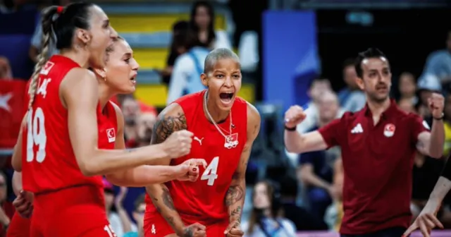 2024 Olimpiyat Oyunları'na Filenin Sultanları galibiyet ile başladı