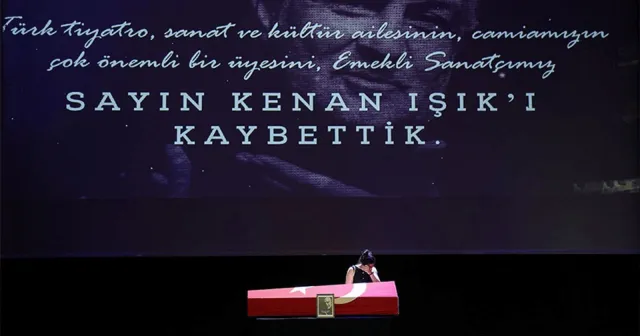 Sanatçı Kenan Işık için AKM'de tören düzenlendi