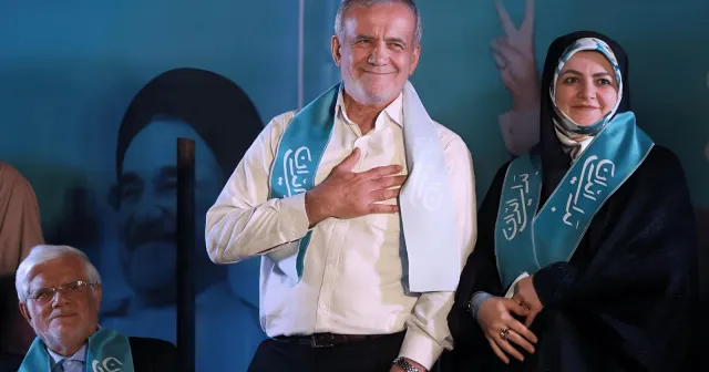 Mesud Pezeşkiyan İran Cumhurbaşkanı olarak seçildi