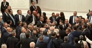 TBMM Genel Kurulu'nda arbede yaşandı