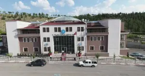 Bahçeli, Etimesgut Huzurevi'nin işletmesini CHP'li belediyeden aldı