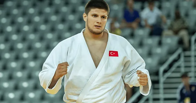 Milli Judocu İbrahim Tataroğlu Paris'te son 16 turuna yükseldi