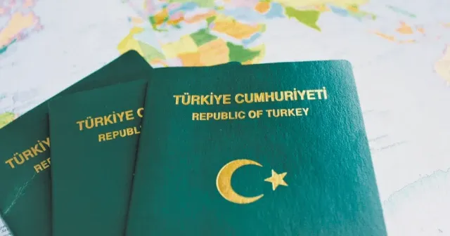 Bakan Bolat’tan yeşil pasaport açıklaması