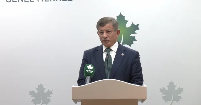 Ahmet Davutoğlu, Gelecek Partisi milletvekillerinin AK Parti'ye katılacağı iddialarına yanıt verdi