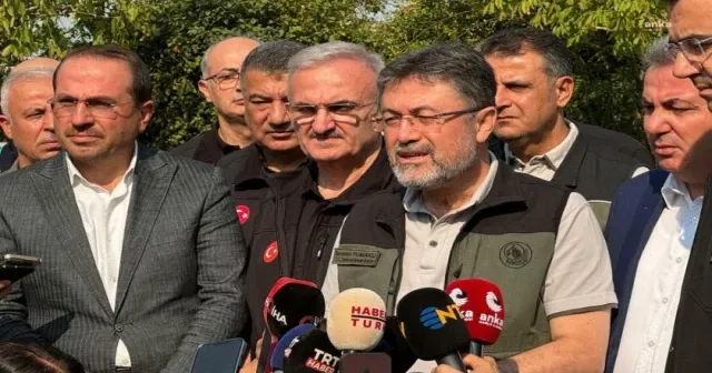 İbrahim Yumaklı: İzmir ve Bolu'daki yangınlar kontrol altına alındı