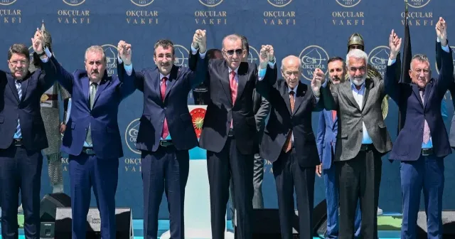 Kuvvet Komutanları Hüda Par Liderinin olduğu sahneye çıkmadı