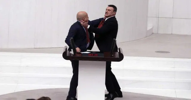 TBMM'deki Can Atalay oturumunda yaşananlara ilişkin olarak Alpay Özalan ve Ahmet Şık'a kınama cezası verildi
