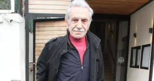 Aydemir Akbaş hayatını kaybetti