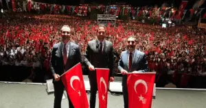 Beyoğlu, Beşiktaş ve Şişli’de 30 Ağustos Zafer Bayramı çoşkuyla kutlandı