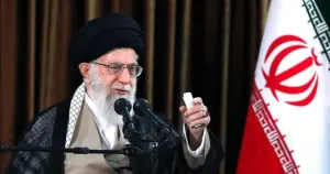 İran'ın dini lideri Hamaney: ABD'ye güvenmeyin