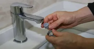 İSKİ, su tasarrufu sağlayan musluk aparatı dağıtmaya başladı