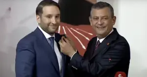 İYİ Parti'den istifa eden Bilal Bilici, CHP'ye katıldı