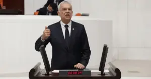 Kayıhan Pala: "Sağlıkta şiddet devam ediyor, komisyon raporu rafta mı kaldı?"