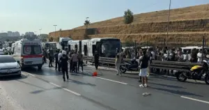 Küçükçekmece'de metrobüs kazası: 1 ölü, 38 yaralı