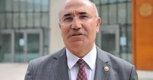 Mahmut Tanal Instagram’a erişim engelini mahkemeye taşıdı