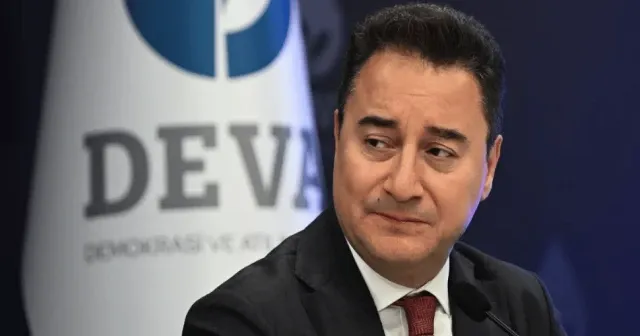 Ali Babacan, Meclis’te grup kurmak için görüşme yaptıklarını belirtti