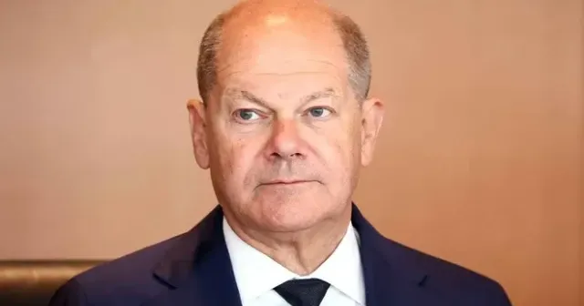 Almanya Başbakanı Olaf Scholz'dan "AfD ile koalisyon yapmayın" çağrısı