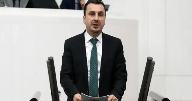 Bekir Başevirgen: "İktidarın kötü ekonomi politikaları nedeniyle artık sebze ve meyveyi taneyle alma dönemi başladı"