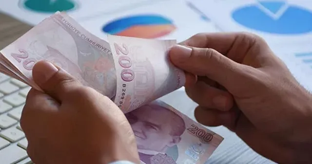 Bütçe 8 ayda 973,6 milyar TL açık verdi