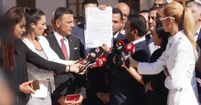 CHP'lilerden Beyoğlu Terra Santa Manastırı'ndaki tahliye kararına tepki