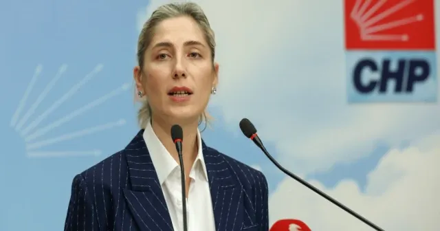 Gülşah Deniz Atalar: "Devlet Tiyatroları hiç bir dönem bu kadar yıpratılmamıştı"