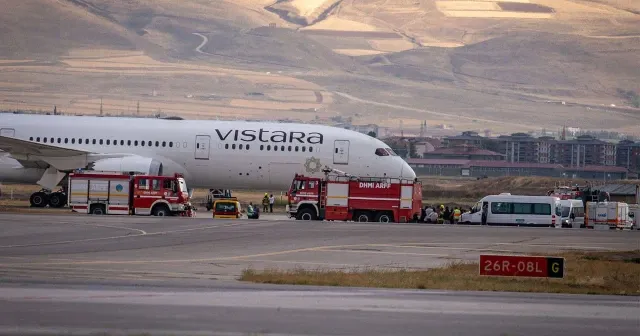 Hindistan uçağı, bomba ihbarı nedeniyle Erzurum'a acil iniş yaptı